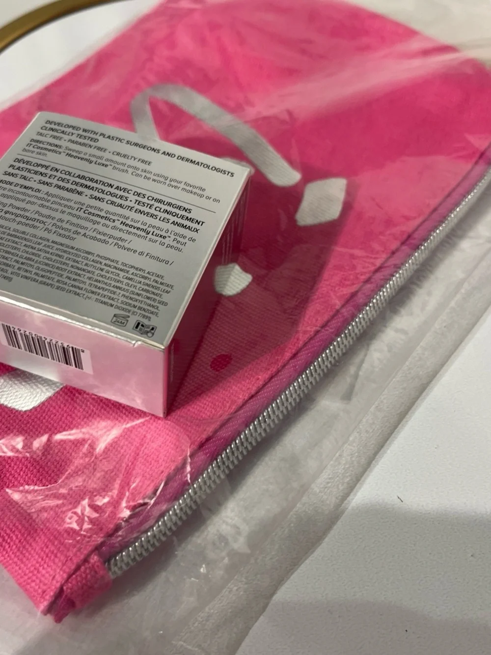 IT cosmetics Bye Bye Pores Powder Translucent & Pink Cosmetic Pouch